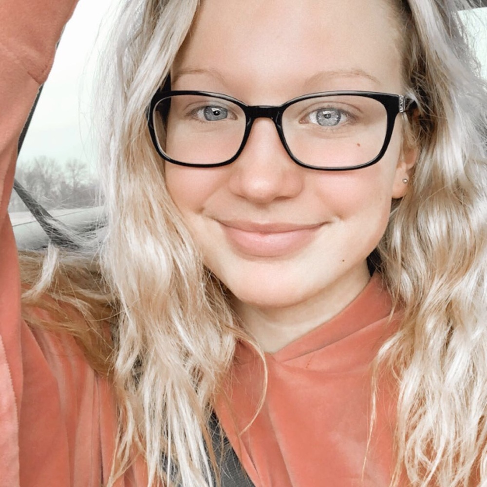 Meet your Posher, Kassie